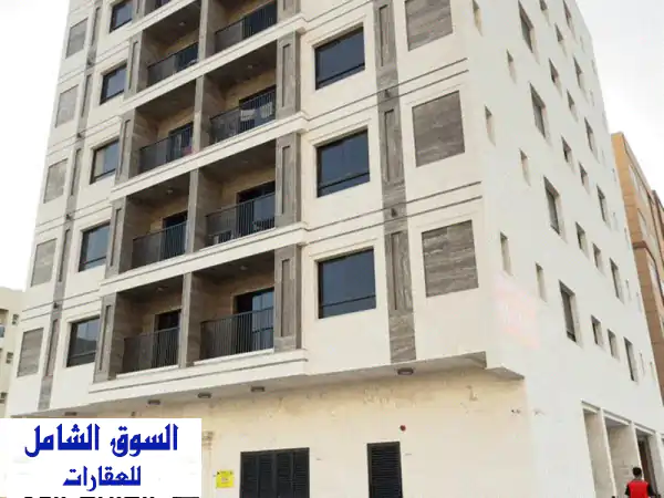 استثمار العمر في عجمان! بناية سكنية جديدة للبيع...