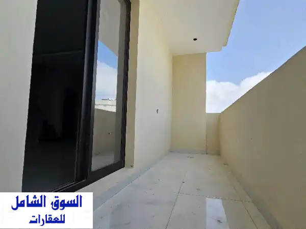 شقة دوبلكس فاخرة للبيع بالحد، البحرين | جديدة، 220م²، مدخلين مستقلين، مكيفات