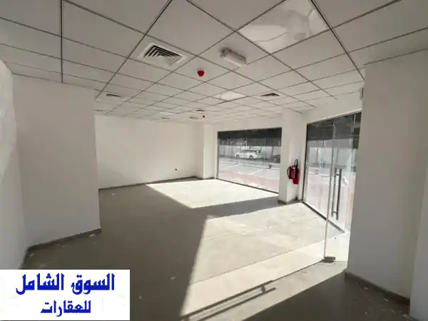 فرصة استثنائية: محل تجاري للإيجار في الجرف 3 عجمان...