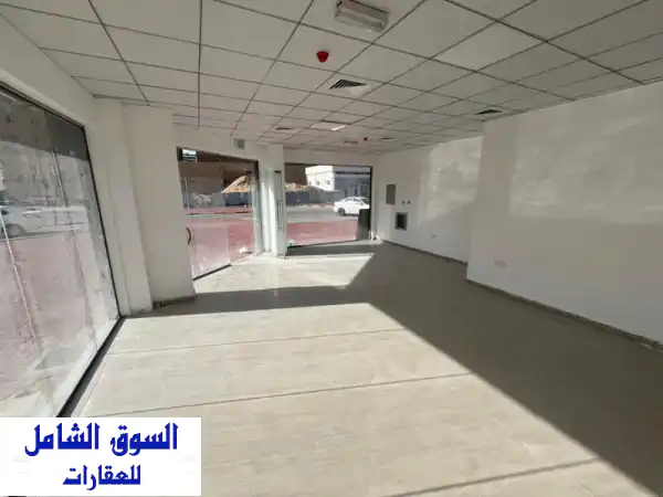 فرصة استثنائية: محل تجاري للإيجار في الجرف 3 عجمان - موقع استراتيجي وجاهز لنجاح عملك!