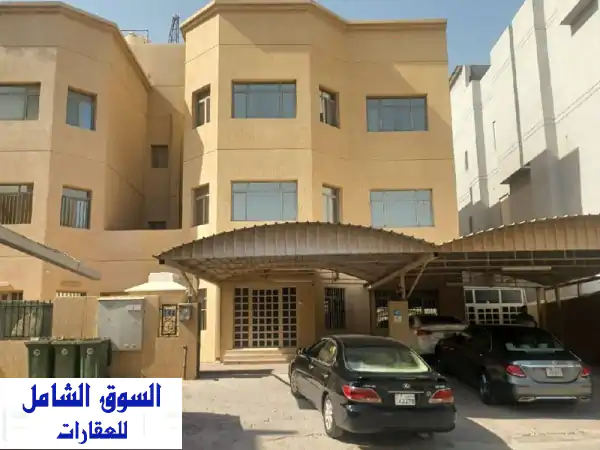 للايجار بالكويت: دور أرضي فاخر بمدخل خاص في السرة ق3 - مساحات واسعة وخصوصية لا مثيل لها