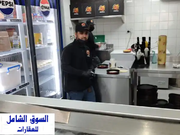 فرصة استثمارية ذهبية: محل بيتزا وفطائر 