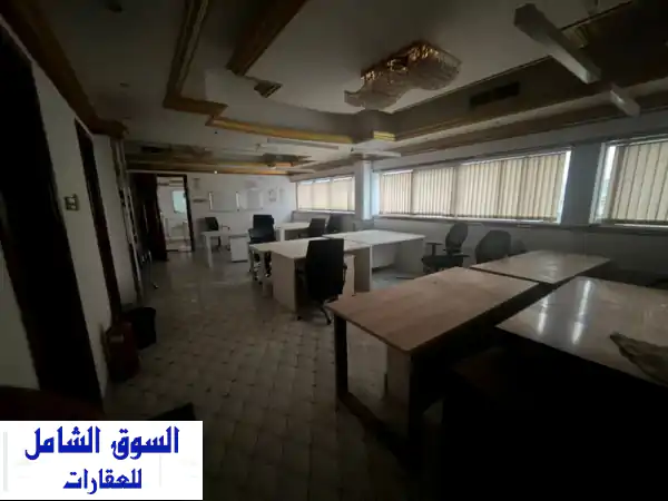 الصناعية 6 | فرصة استثمارية: مبنى تجاري وشبرة عملاقة للإيجار (كهرباء حتى 500kW) | موقع استراتيجي