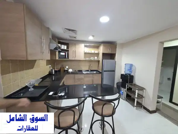 شقة للبيع مفروشة بالكامل، مكونة من غرفة نوم...