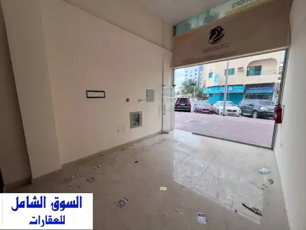 محل تجاري للإيجار السنوي ثاني صف من كورنيش عجمان بموقع مميز جدا وقريب من جميع الخدمات يتميز بمساحة ...