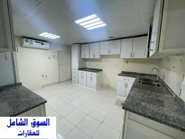 بيت عربي للبيع بالنعيمية، عجمان - فرصة سكنية واستثمارية ذهبية بدخل سنوي مجزي!