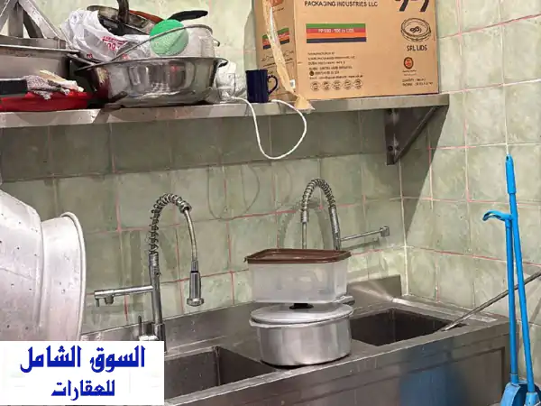 للبيع مطعم بكامل معداته في الرفاع  ابو كوارة. فرصة استثمارية مميزة في شارع حيوي وموقع ممتاز. اسم ...