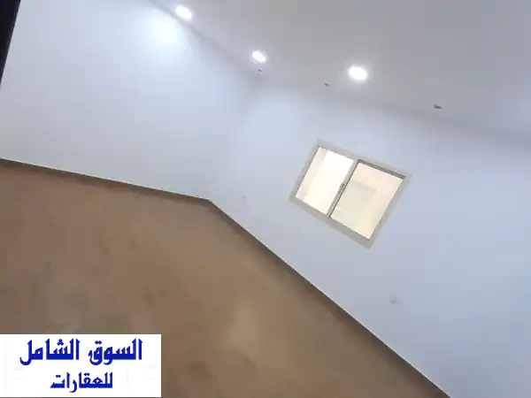 فرصة لا تعوض في سار! 🌟 شقة نظيفة ومكيفة بالكامل (غرفتين نوم) شاملة EWA بـ 250 د.ب فقط!
