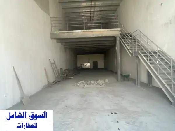 فرصة استثمارية مميزة: مستودعات جديدة للإيجار السنوي في عجمان الصناعية 1 | مساحة 4000 قدم مربع بتشطيب فاخر وميزانين