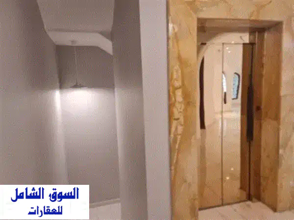 فرصة لا تعوض! فيلا فخمة للإيجار في مشرف: 8 غرف...