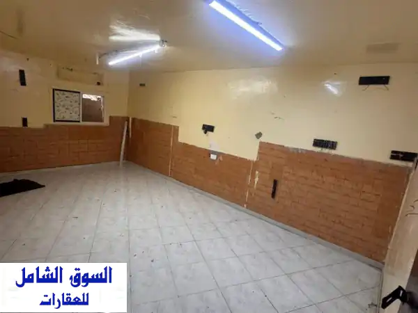 للإيجار  بيت عربي (فيلا طابقين) في الراشدية 3...