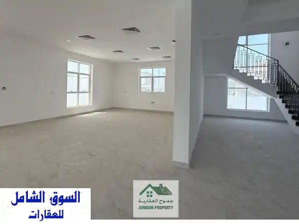 فيلا تجارية للإيجار في بني ياس شرق 5 | أول ساكن على...
