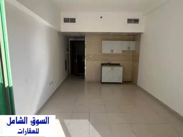 استوديو للإيجار السنوي في العامرة، عجمان | مساحة واسعة، موقع حيوي، وتسهيلات دفع!
