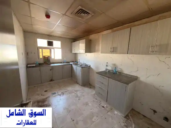 غرفة وصالة للإيجار السنوي  الجرف 3 عجمان  الموقع الجرف 3  بالقرب من السوق الصيني ومركز القبائل ...