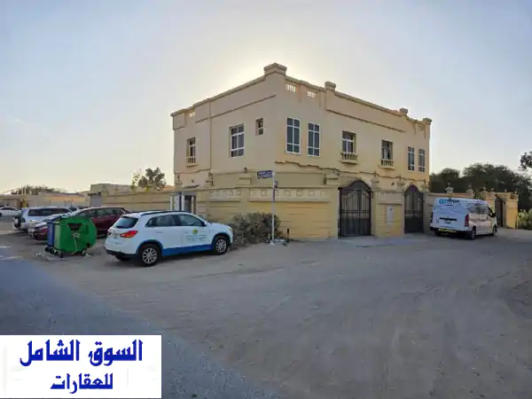 للبيع فلتين طابقين في الشارقة / الغافية مساحة 8000...