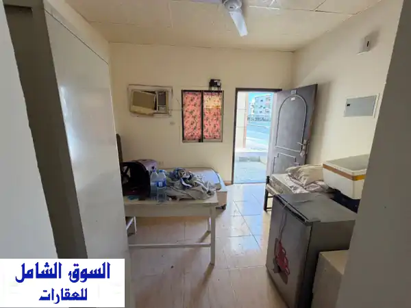 استوديو طابق أرضي للإيجار السنوي في الروضة 3 موقع مميز على شارع الشيخ عمار السعر 17000 درهم سنويا ...