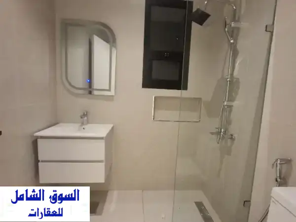 فرصة ذهبية: شهر 5 مجاني! شقة فاخرة جداً للإيجار بالجابرية، أول ساكن | 4 غرف ماستر | إيجار شامل 675 د.ك.