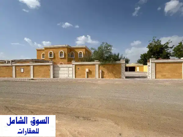 للبيع فيلا في القرائن 2 / الشارقة بموقع ممتاز جدا...