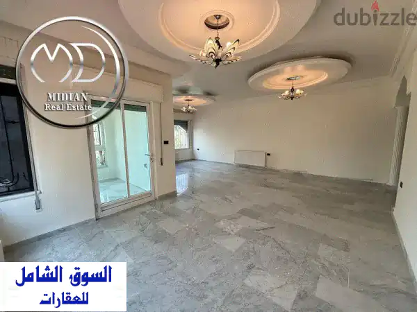 شقة فارغة للايجار الرابية مساحة 200 م طابق اول تشطيبات سوبر ديلوكس اطلا