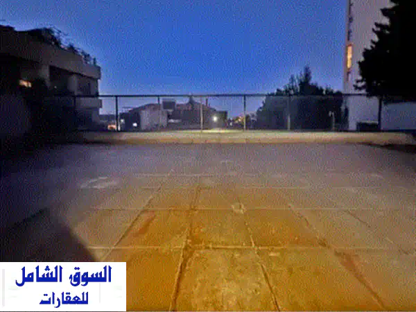 محل للإيجار في الأشرفية، بيروت | 35م² بموقع استراتيجي حيوي - فرصة عملك الذهبية!