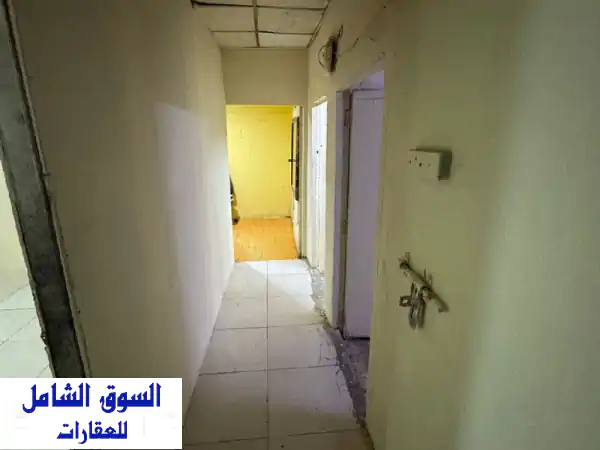 بيت عربي مميز  3 غرف وصالة  حمامين  مطبخ  السعر 42 ألف  الدفع دفعتين  التأمين 3000 درهم كاش ...