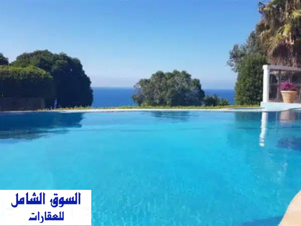 قصر فاخر للبيع شمال المغرب | إطلالة بحرية...