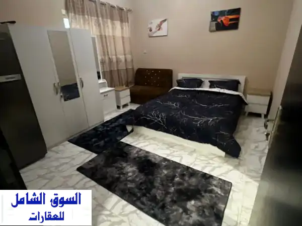 فرصة ذهبية! استوديو جديد ومميز للإيجار في الراشدية 3 عجمان | مقابل أبراج عجمان ون والكورنيش | موقف مجاني