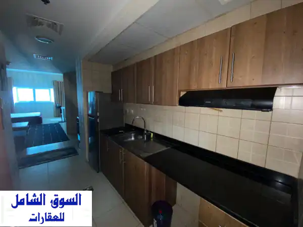 للإيجار السنوي في عجمان استوديو مفروش في أبراج عجمان وان قريب من دوار فيرونا والكورنيش ومكان حيوي ...