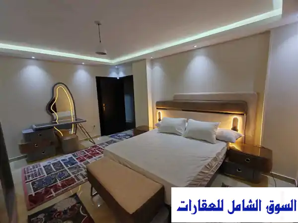 فرصة لا تعوض! شقة مفروشة 'أول سكن' 225م للإيجار...