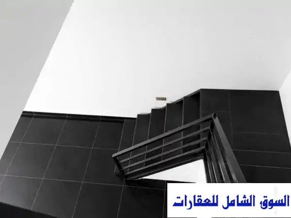 للإيجار محل في سار 200 دينار موقع متميز القرية المحافظة الشمالية