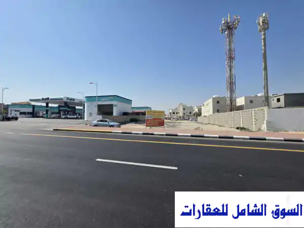 قطعتي أرض متظاهرتين في المنتزة على شارع الملك فهد الرئيسي للإيجار والاستثمار الدمام الشرقية