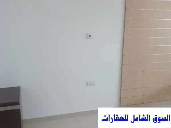 للإيجار شقة مكتبية في جدحفص المحافظة الشمالية