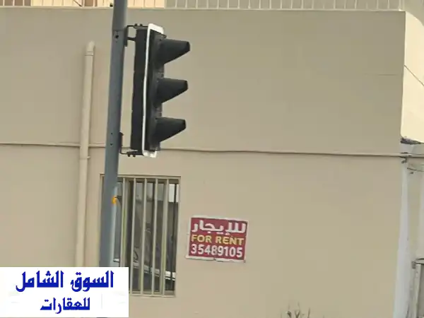 للإيجار بيت شعبي في الرفاع. يتكون من طابق واحد و3...