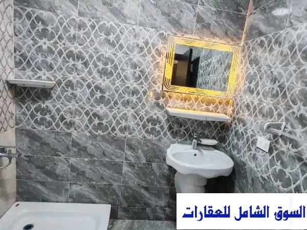 فرصة لا تعوض! شقة مفروشة 'أول سكن' 225م للإيجار بالشيخ زايد - الحي الثامن بجوار سعودي