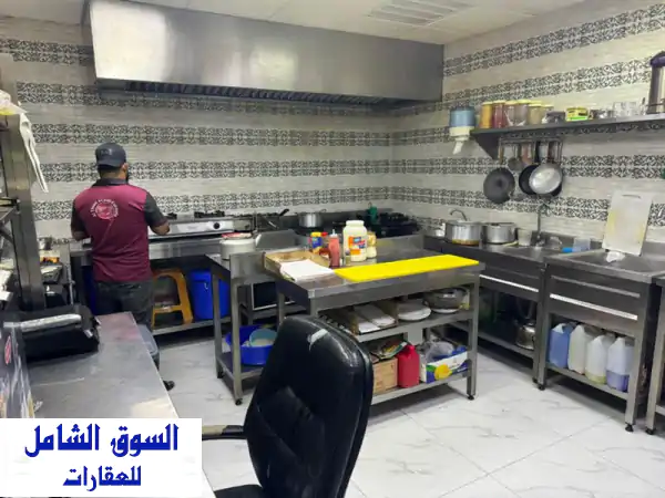 كافيتريا للتنازل في الراشدية 1 موقع مميز ومكان جاهز للعمل الرخصة سارية حتى شهر 11 الإيجار مدفوع حتى ...