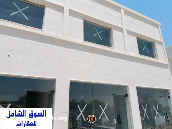محلات للإيجار عجمان  مبنى فاخر على الشارع...