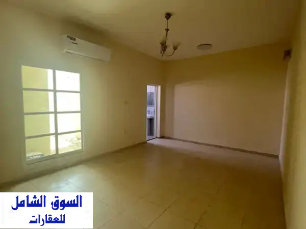 فرصة مميزة  بيت عربي في الجزات موقع هادئ وقريب من...