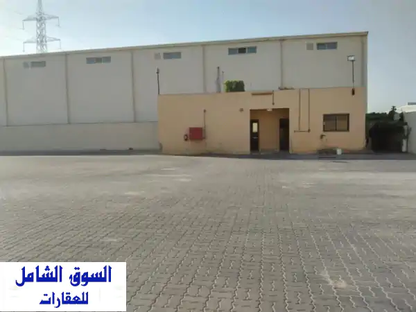 حوطة صناعية ضخمة للإيجار بالصناعية 18 الشارقة | 40,000 قدم | تسهيلات دفع