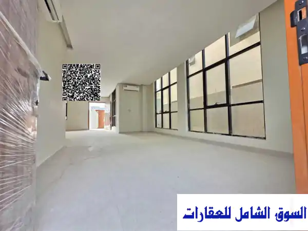 فيلا للإيجار السنوي الفاخرة بالحليو 2 عجمان | 4 غرف ماستر بمساحة 3014 قدم² | مثالية للعائلات الكبيرة