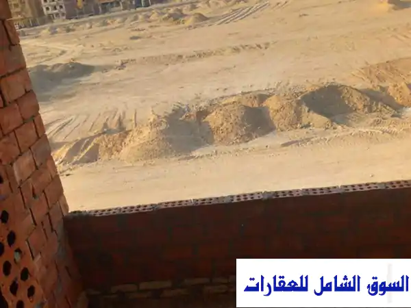 شقة للبيع بالعبور الجديدة 175م | تقسيط وكاش مريح | 3 غرف وصالة | شارع السبعين أول نمرة - القليوبية
