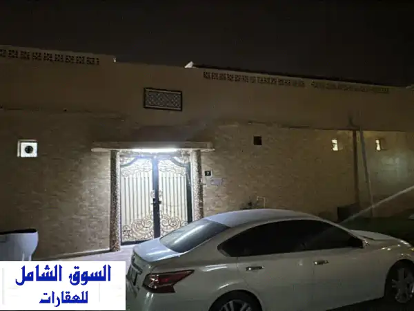 للبيع  بيت في منطقة القادسية في الشارقة، فرصة...
