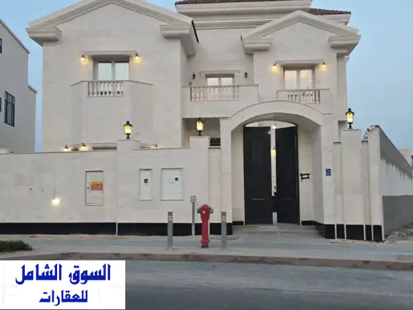 فرصة لا تعوض: فلل فاخرة للبيع والإيجار في لوسيل...