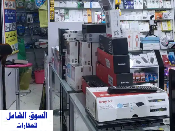 محل تجاري مميز للبيع  دوار عالي. وحدة تجارية بموقع استراتيجي مقابل دوار عالي مباشرة، توفر رؤية ...