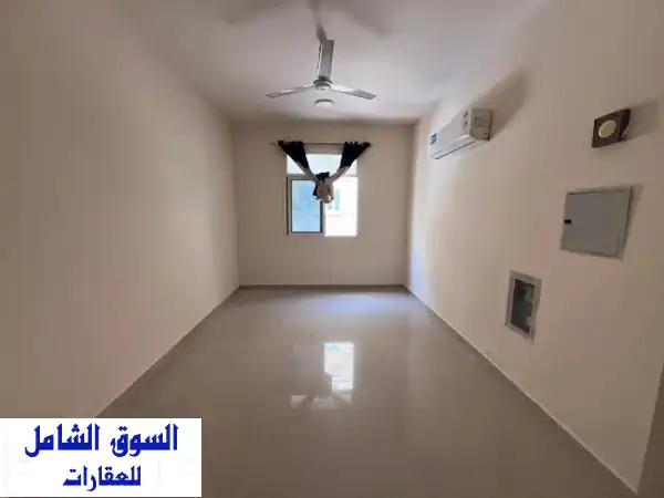 استوديو عائلي فاخر للإيجار السنوي بالروضة 3 عجمان...