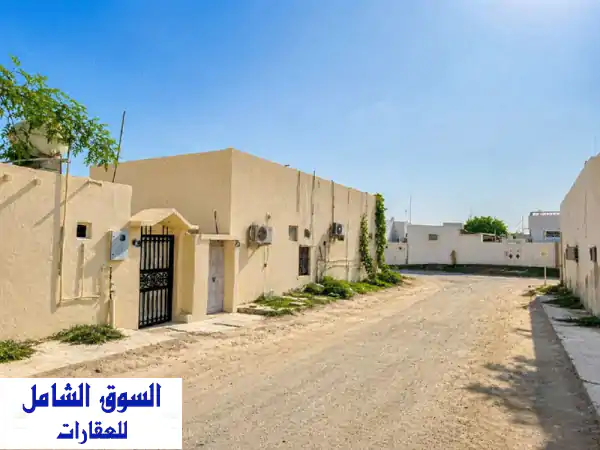 بيت في القادسية دخله 30 ألف سعرها 520000 ثلاث غرف وصالة