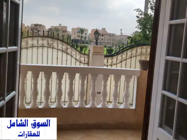 شقة الأحلام للإيجار: 200م سوبر لوكس بالمنطقة...