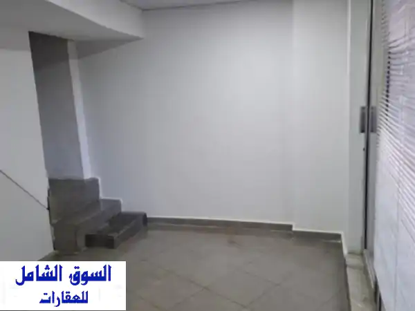 فرصة استثنائية: محل تجاري 40م للإيجار في طريق...