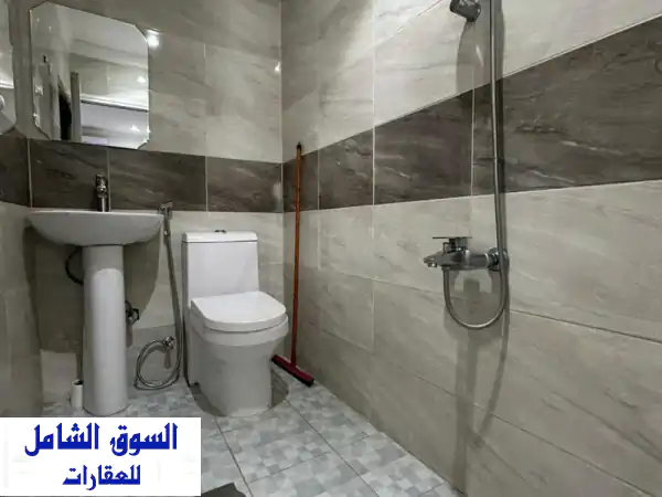 استوديو مفروش باطلالة بحرية للإيجار في السالمية. موقع مميز جدا وقريب من جميع الخدمات. مدخل ومخرج ...