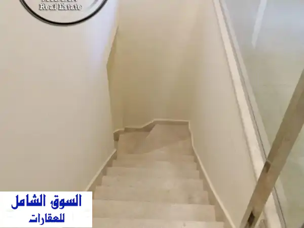 رقم الاعلان 9748 شقة دوبلكس أرضية للبيع دابوق مساحة 275م 4 نوم مع تراس وحديقة 250م تشطيبات سوبر ...