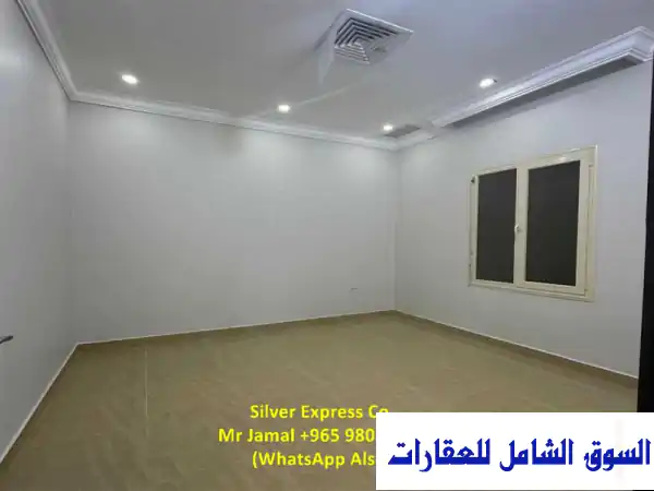 شقة عائلية راقية للإيجار في المنقف، الأحمدي | 3 غرف نوم واسعة، 150م2، طابق ثاني